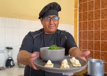 Doña Lourdes, de la 16 de Julio, compite con los mejores chefs