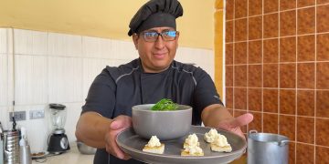 Doña Lourdes, de la 16 de Julio, compite con los mejores chefs