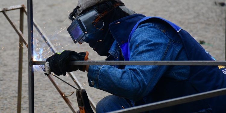 Cámara de Transporte dice que solo opera el 40% de camiones por falta de combustible