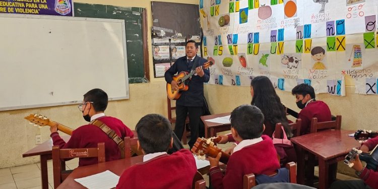 La unidad educativa ‘Holanda Mañana’ brinda educación de calidad en El Alto